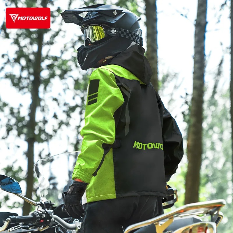 Cycling Commuter Rain Jacket - เสื้อกันฝนสะท้อนแสงสำหรับขี่มอเตอร์ไซค์ Motowolf เสื้อกันฝนสำหรับปั่นจักรยาน เดินป่า น้ำหนักเบา เหมาะสำหรับการเดินทาง